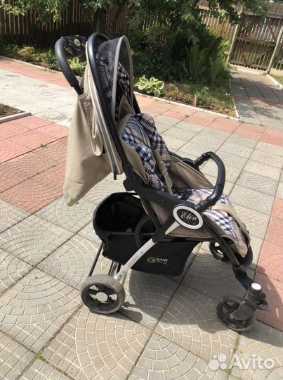 Прогулочная коляска