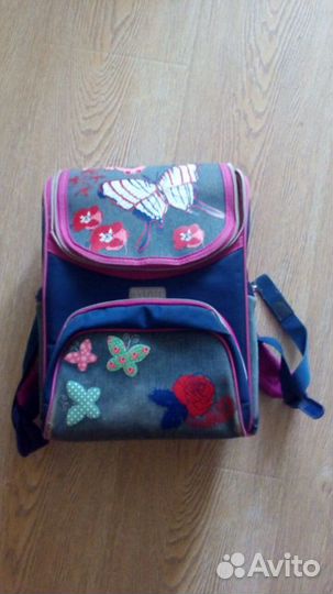 Портфель школьный для девочки