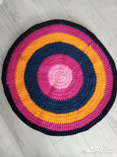 Коврик ручной работы