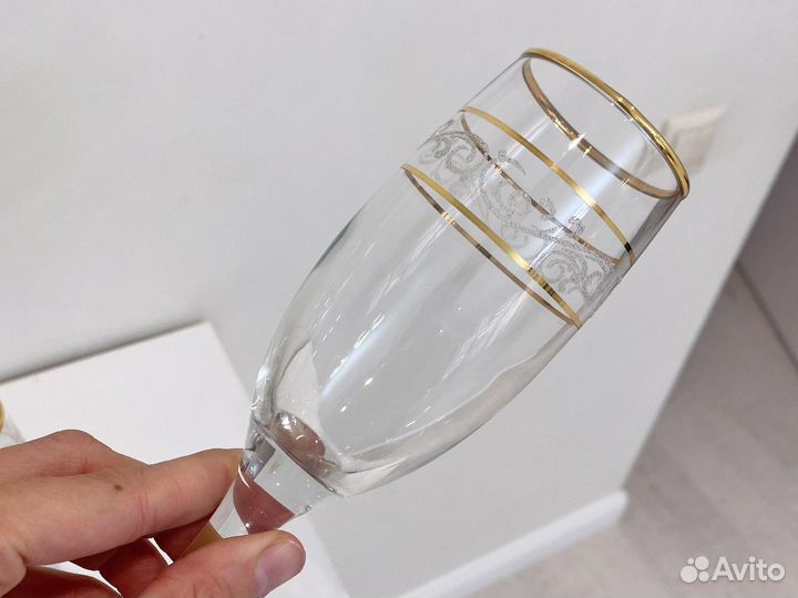 Бокалы для шампанского