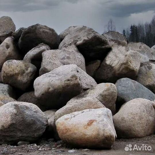 Большие камни