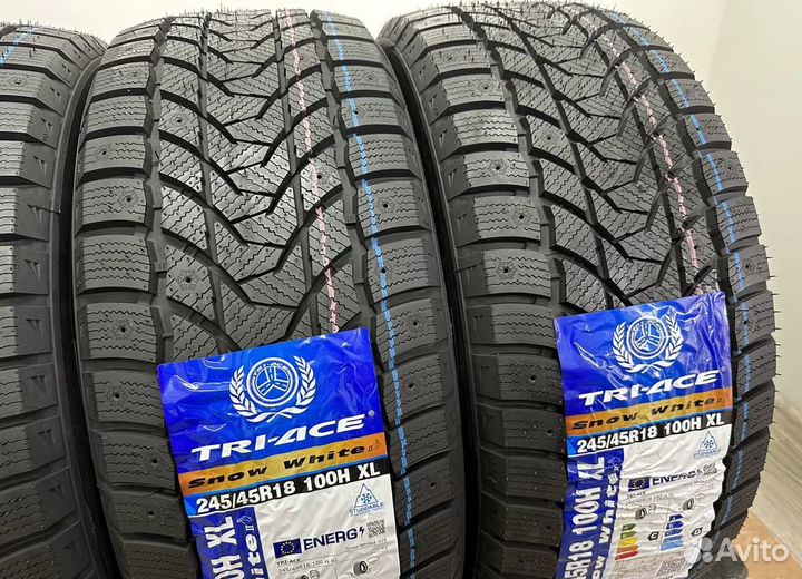 Tri Ace Snow White II 245/45 R18 32H