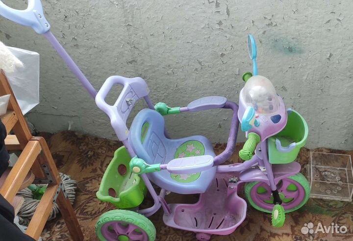 Велосипед с родительской ручкой с музыкой