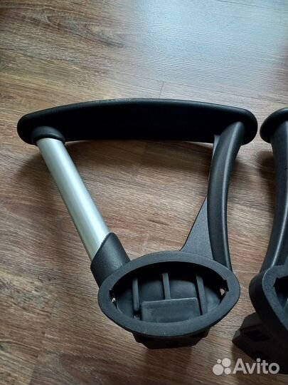 Подлокотник для офисного кресла