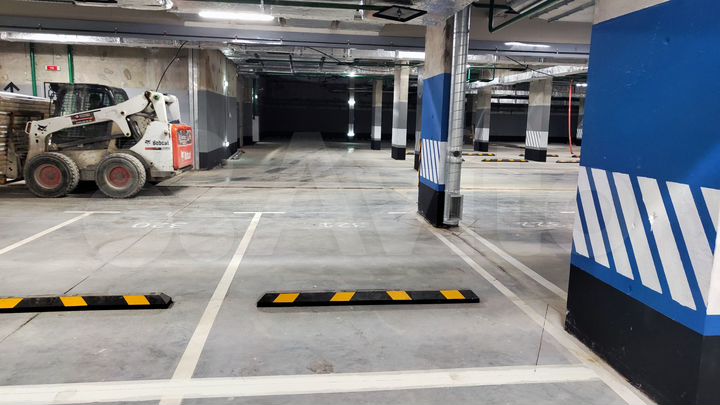 Машиноместо, 14 м²