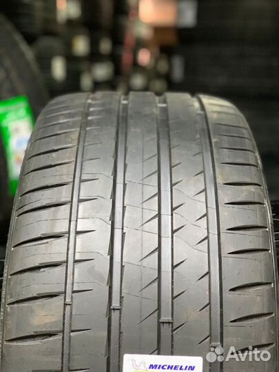 Michelin Pilot Sport 4 255/40 R20 и 285/35 R20