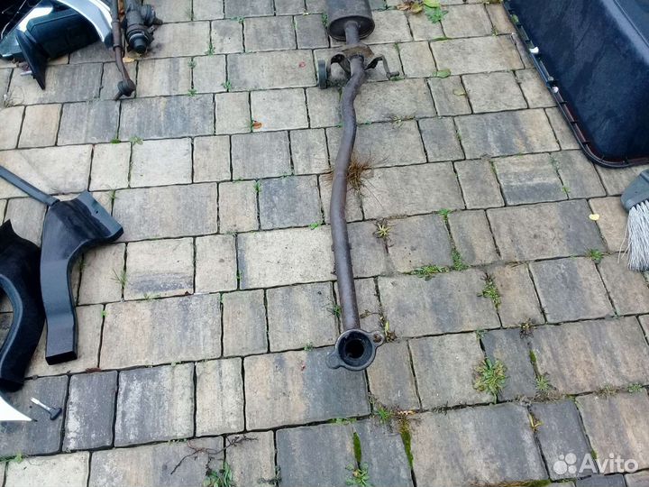 Выхлопная система Nissan March 1.0 K11