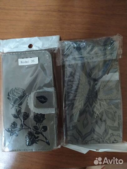 Чехлы на телефон