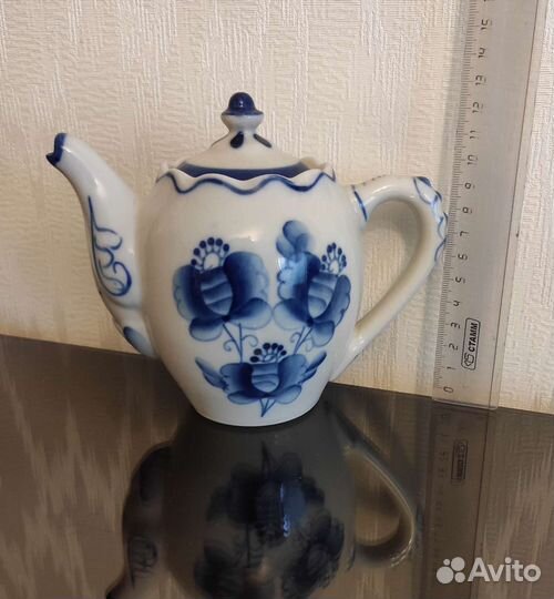 Гжель.Фарфоровая посуда для сервировки