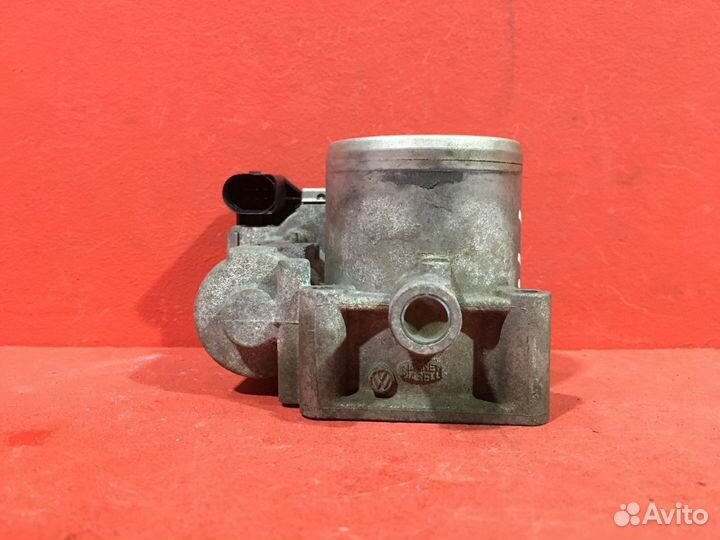 Дроссельная заслонка Skoda Yeti хетчбэк cbzb 1.2L