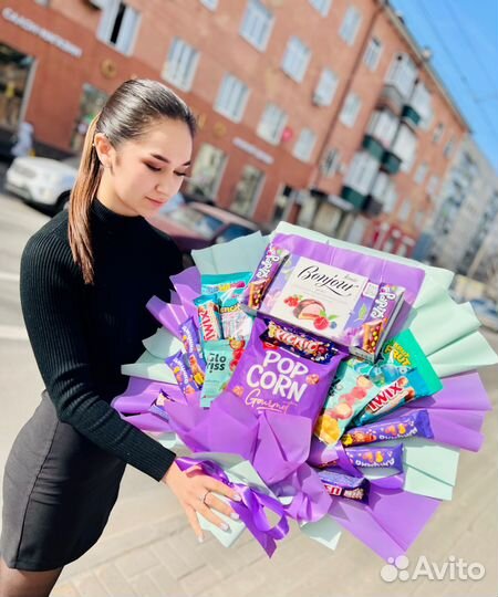 Сладкий букет из конфет