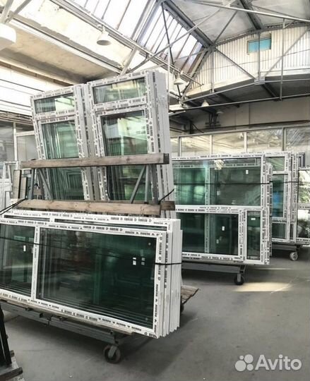 Окно с балконной дверью