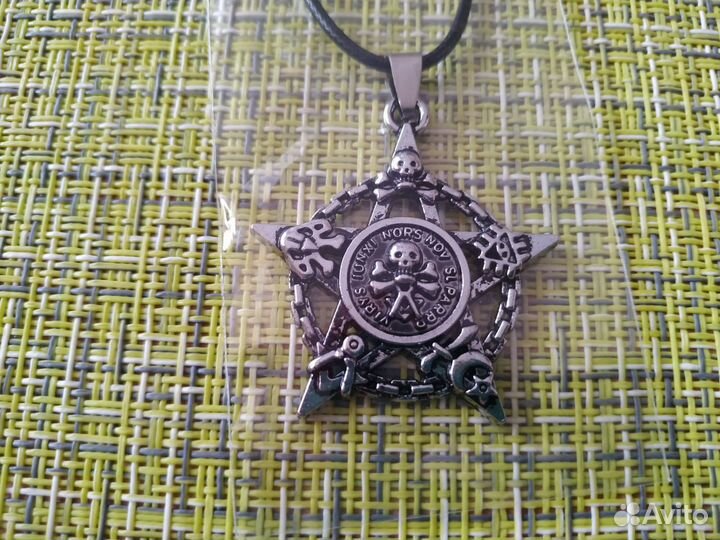 Подвеска кулон бижутерия