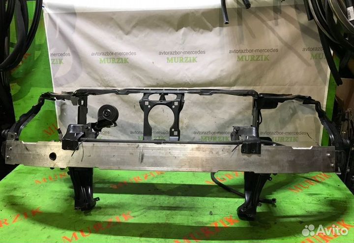 Панель радиаторов телевизор Mercedes 211 W211