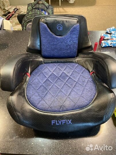 Бустер с креплением изофикс