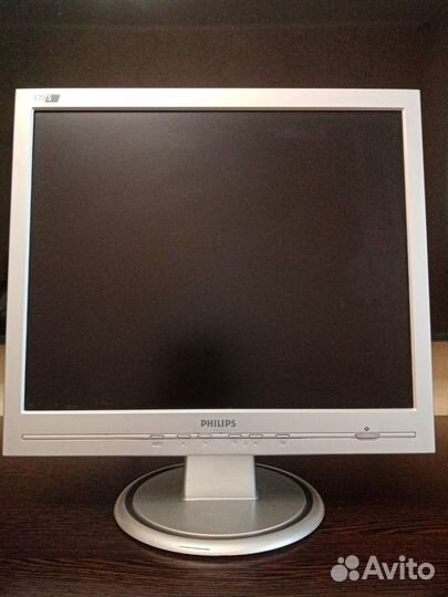 Монитор Philips