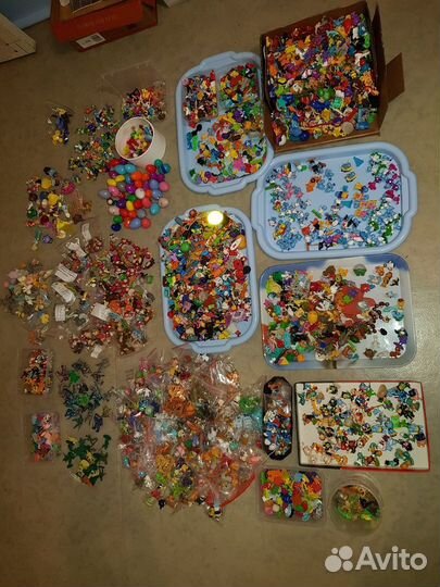 Игрушки из киндера пакетом