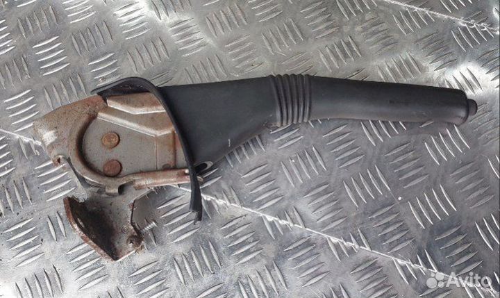 Рычаг стояночного тормоза Renault Logan 2011