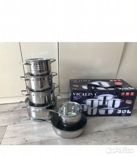 Набор кастрюль + сковорода новый