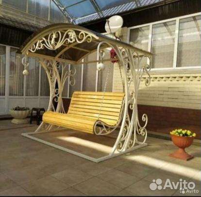Садовые качели новые