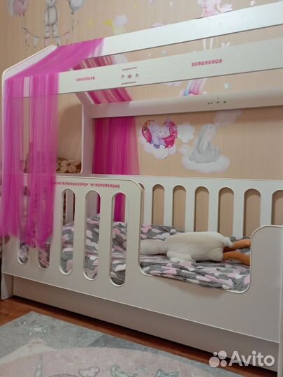 Детская кровать домик бу
