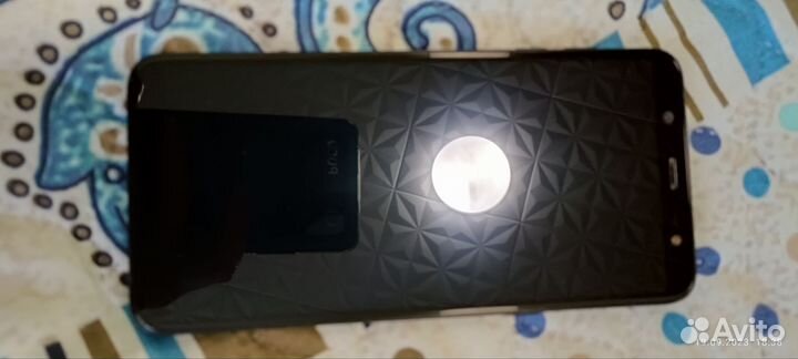 Телефон samsung galaxy J8
