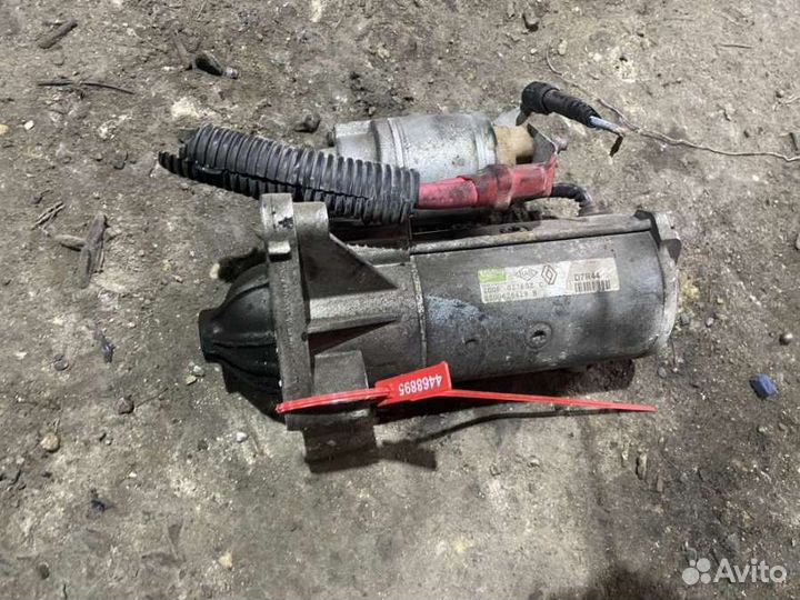 Стартер Renault Scenic 2 8200628419