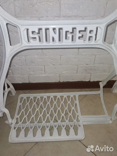 Станина Singer