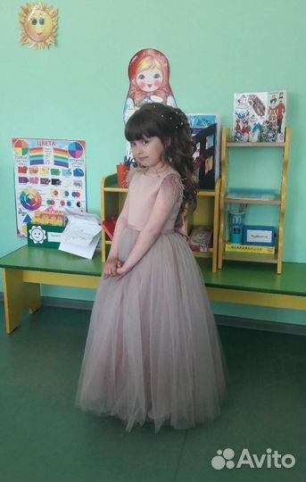 Платье нарядное