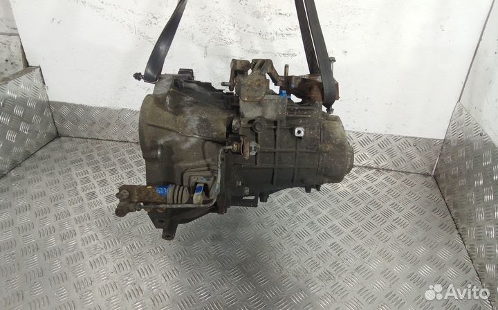 МКПП (механическая коробка переключения передач) H