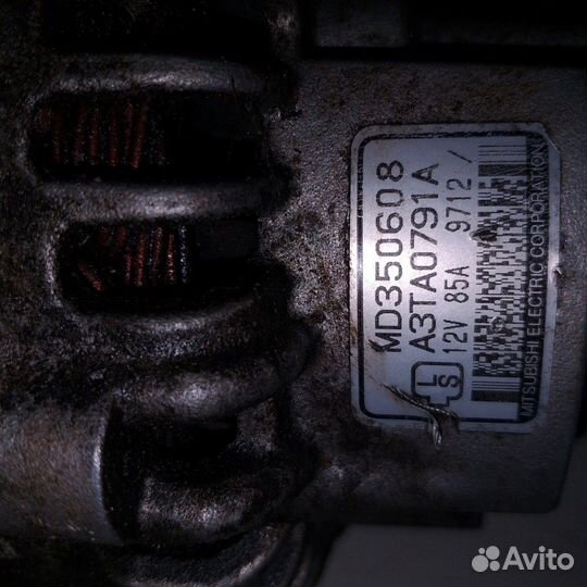 Генератор Mitsubishi Pajero Montero Sport