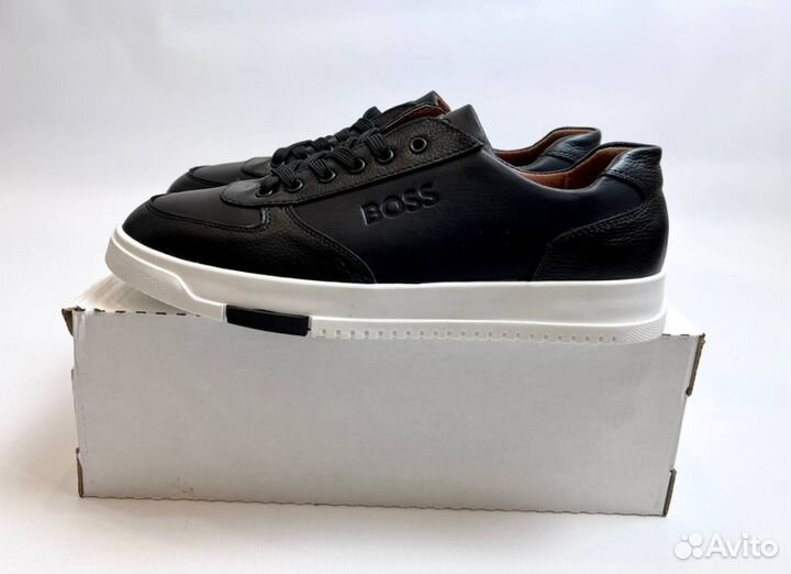 Кроссовки Boss современные