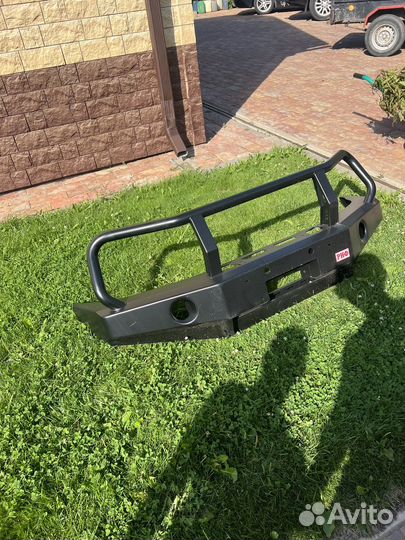 Передний силовой бампер риф