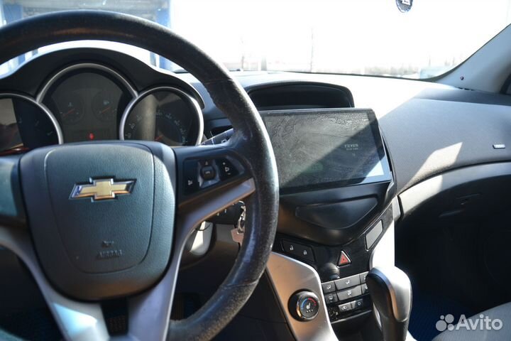 Chevrolet Cruze 1.6 AT, 2010, 235 000 км