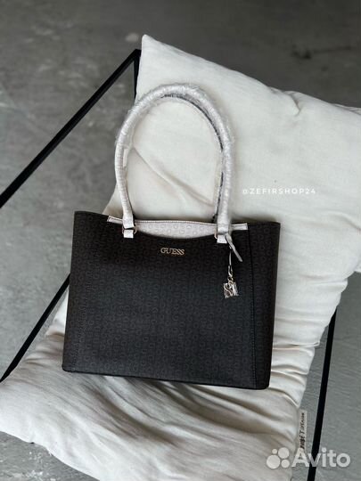 Шопер Guess оригинал