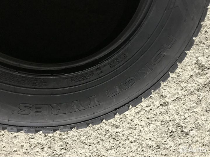 Nokian Nordman 8 SUV 215/70 R16 104T