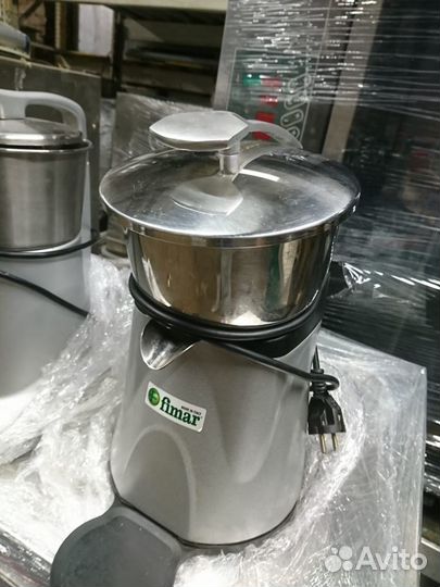 Соковыжималка для цитрусовых SPL235M Fimar