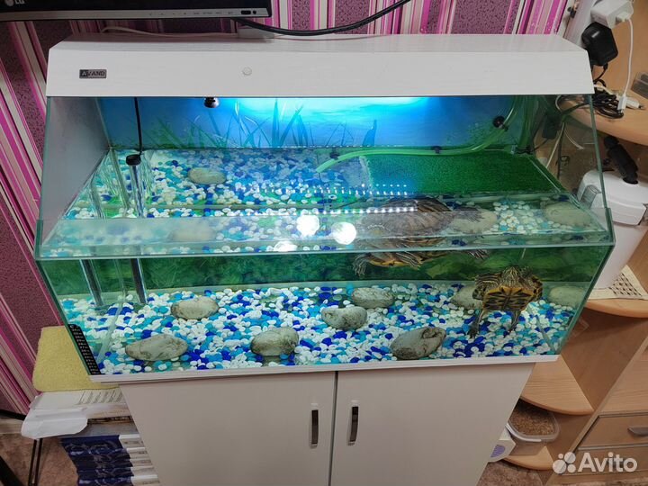 Аквариум с тумбой 170 л