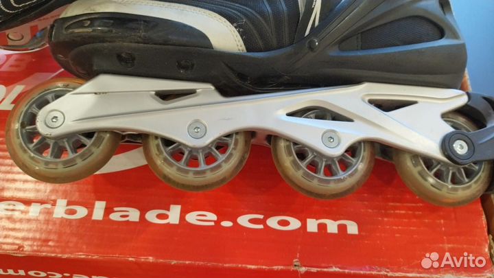 Роликовые коньки