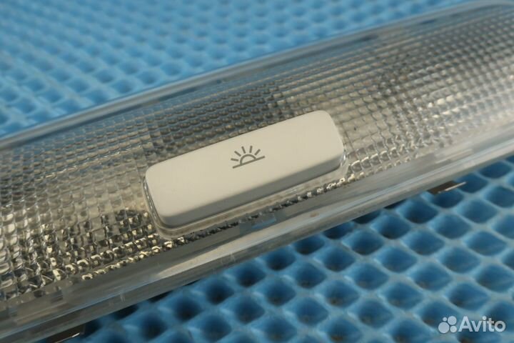 Плафон салонный задний Skoda Fabia 2 - Rapid