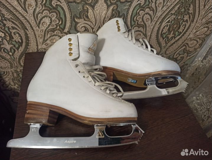 Коньки фигурные Джексон freestyle