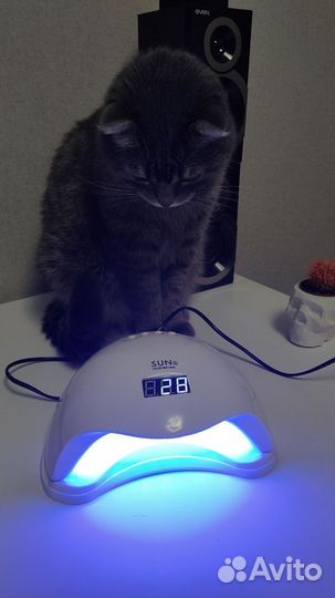 LED лампа для маникюра