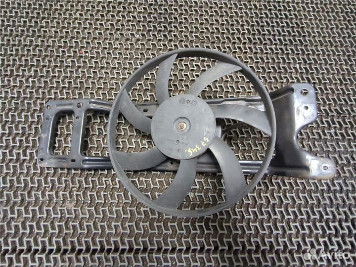 Вентилятор радиатора Renault Clio, 2001