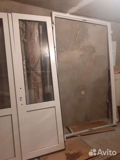 Дверь 2,3х1,47м Rehau