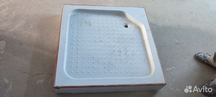 Поддоны для ванной комнаты