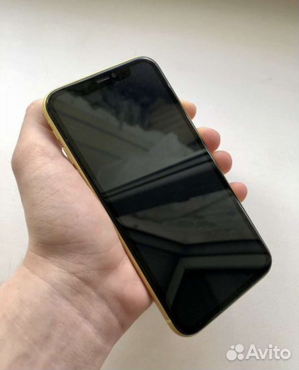 iPhone 11 64gb Yellow