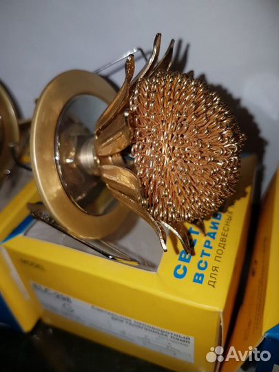 Светильник потолочный