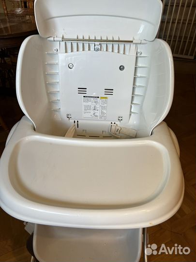 Стульчик для кормления combi (Япония)