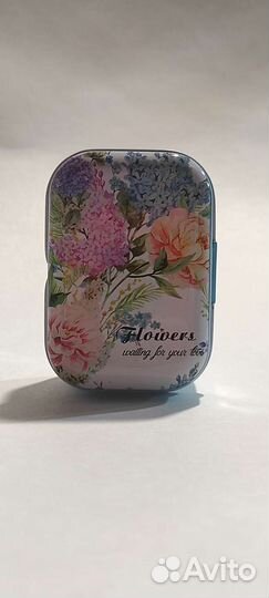 Шкатулка металлическая