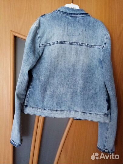 Джинсовая куртка на девочку